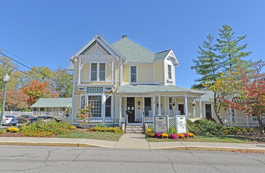 Grant Street Inn image