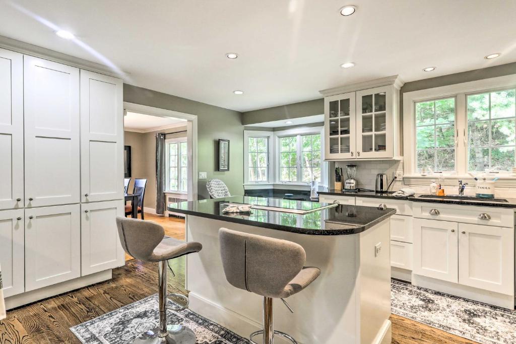 Grand Worcester Getaway with Large Private Yard! photo 1