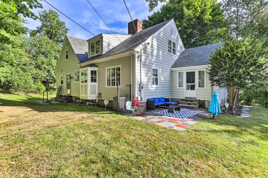 Grand Worcester Getaway with Large Private Yard! photo 2