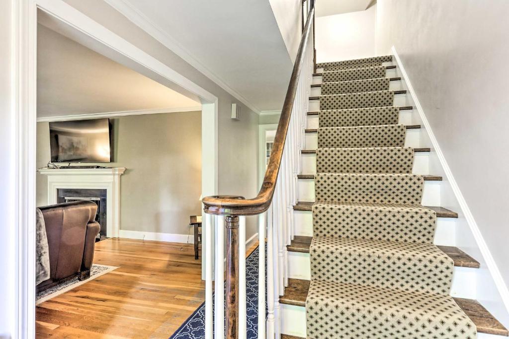 Grand Worcester Getaway with Large Private Yard! photo 3