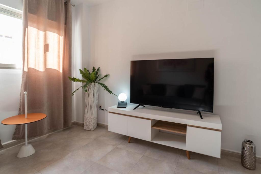 Magnifico apartamento cerca del centro con A.A. - CID 2 photo 3