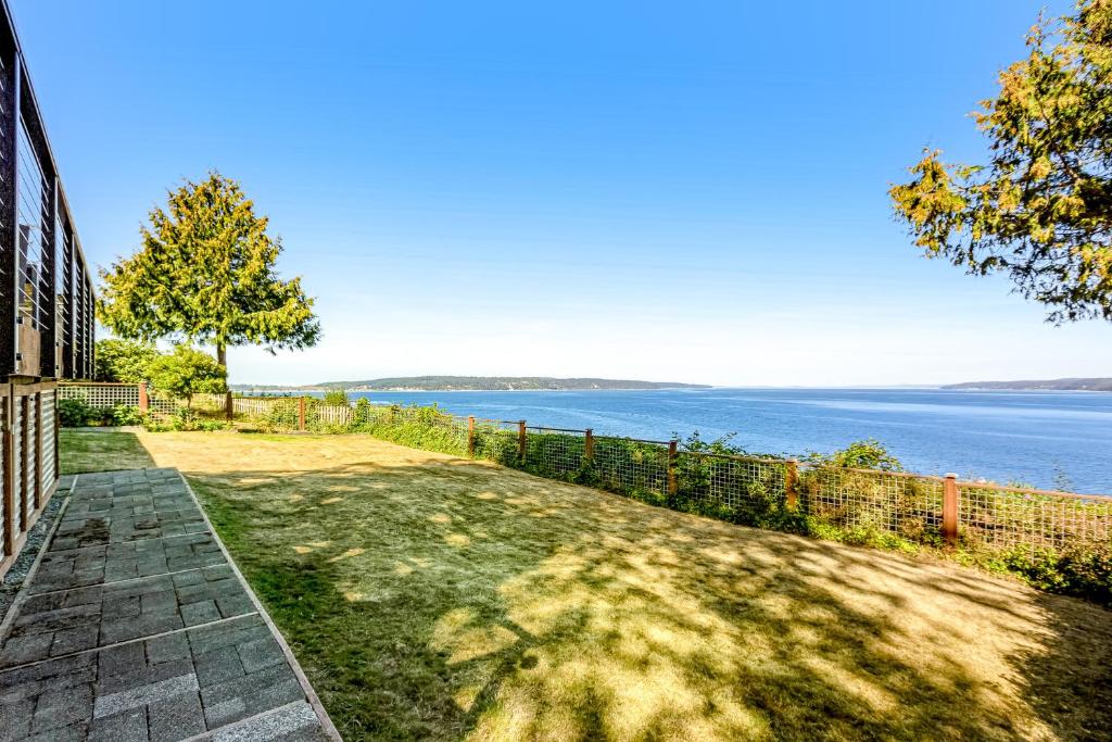 Saratoga Waterview Escape photo 2