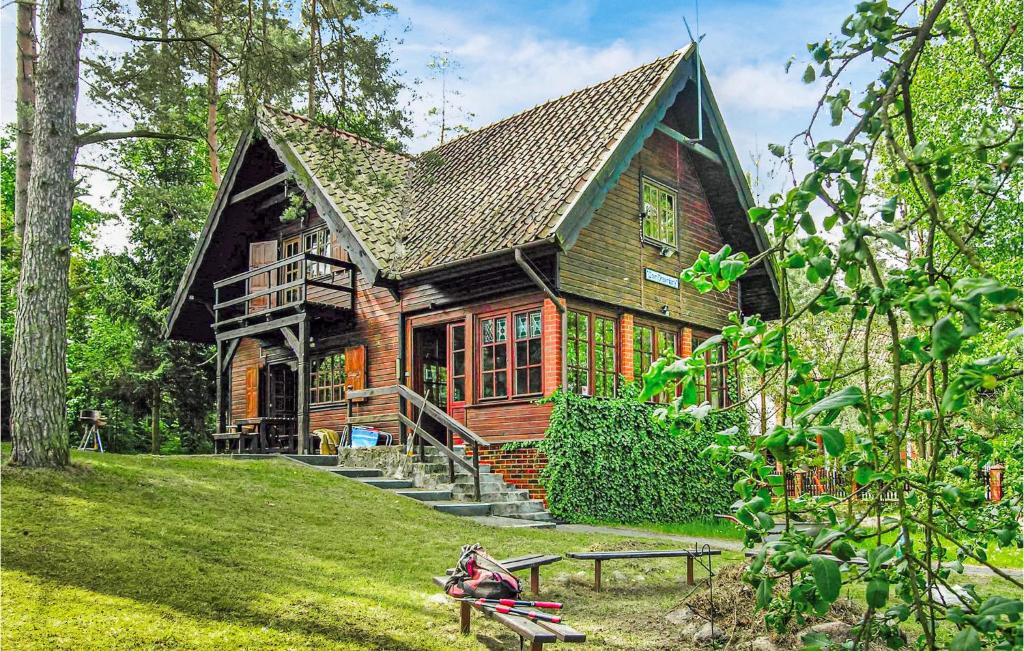 Nice Home In Grunwald With 3 Bedrooms And Wifi