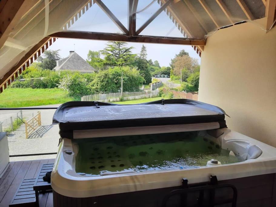 Villa Jacuzzi au pied de la Baie du Mont St Michel photo 3