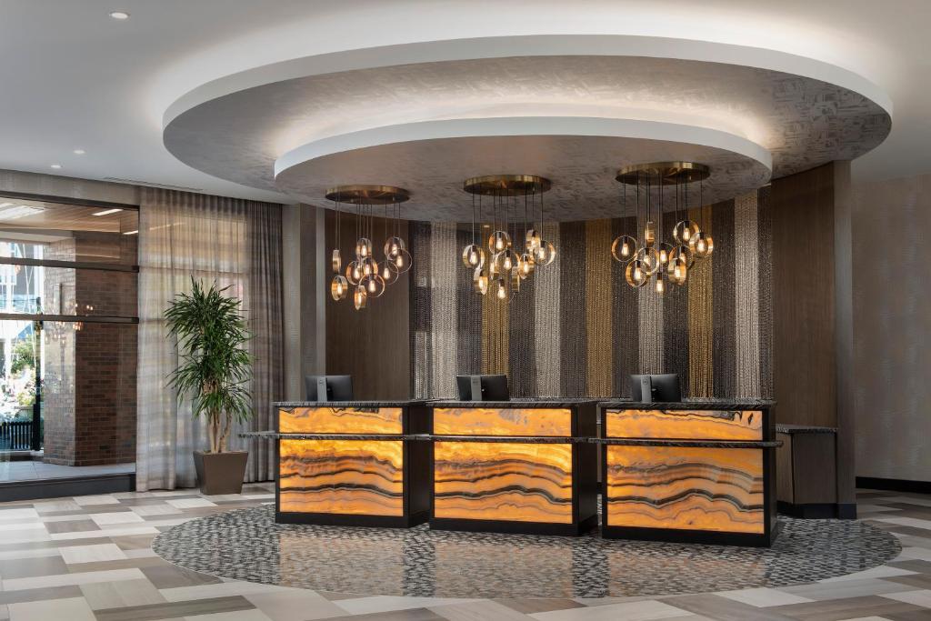 Silver Cloud Hotel Tacoma at Point Ruston Waterfront photo 1