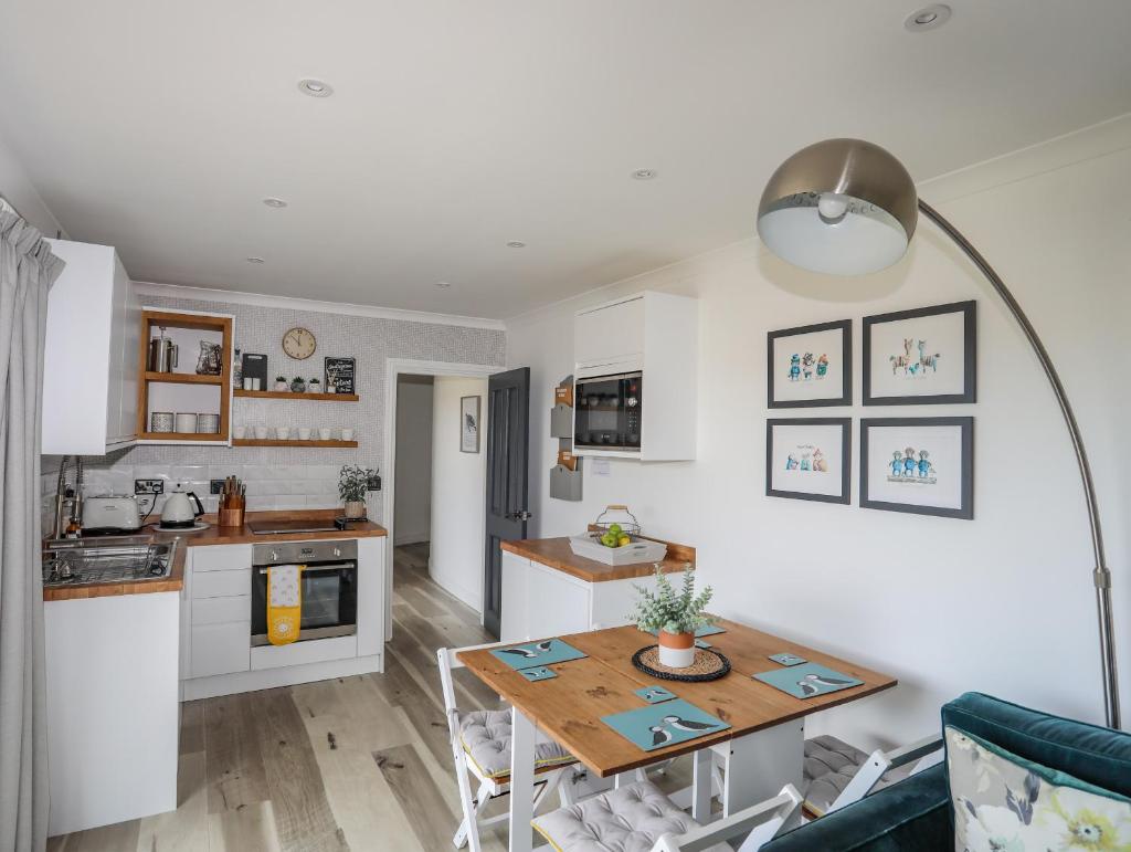 Trem Y Borth Apartment photo 2