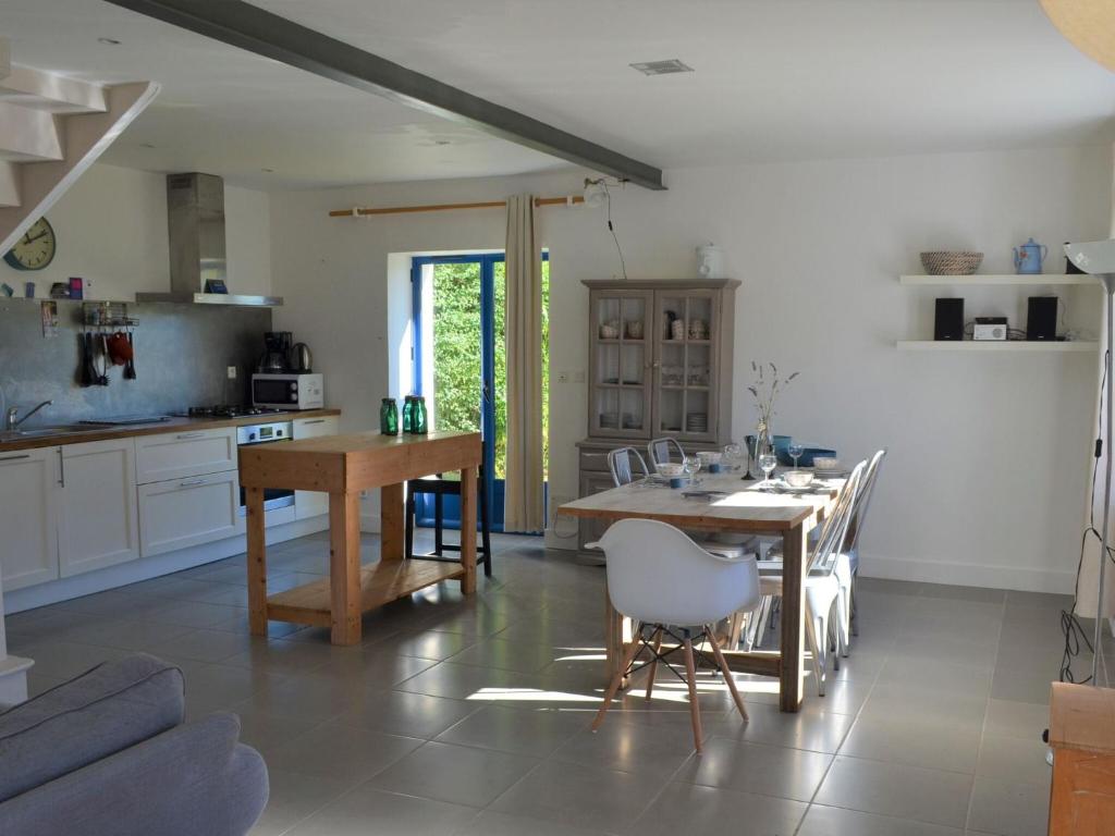Holiday Home Locquirec - BRE05104e-F photo 4