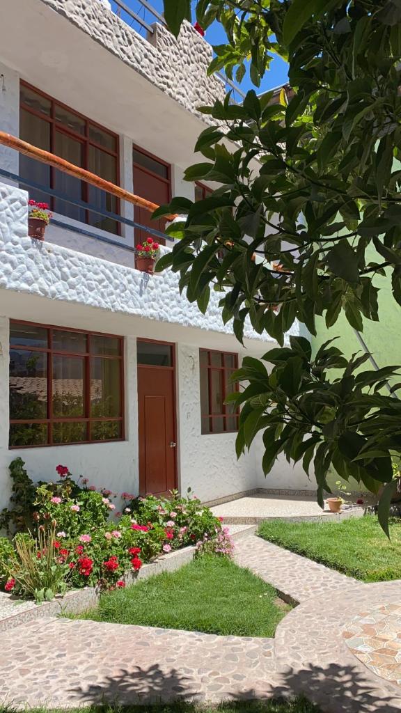 Las Palmeras Eco Hostel photo 2