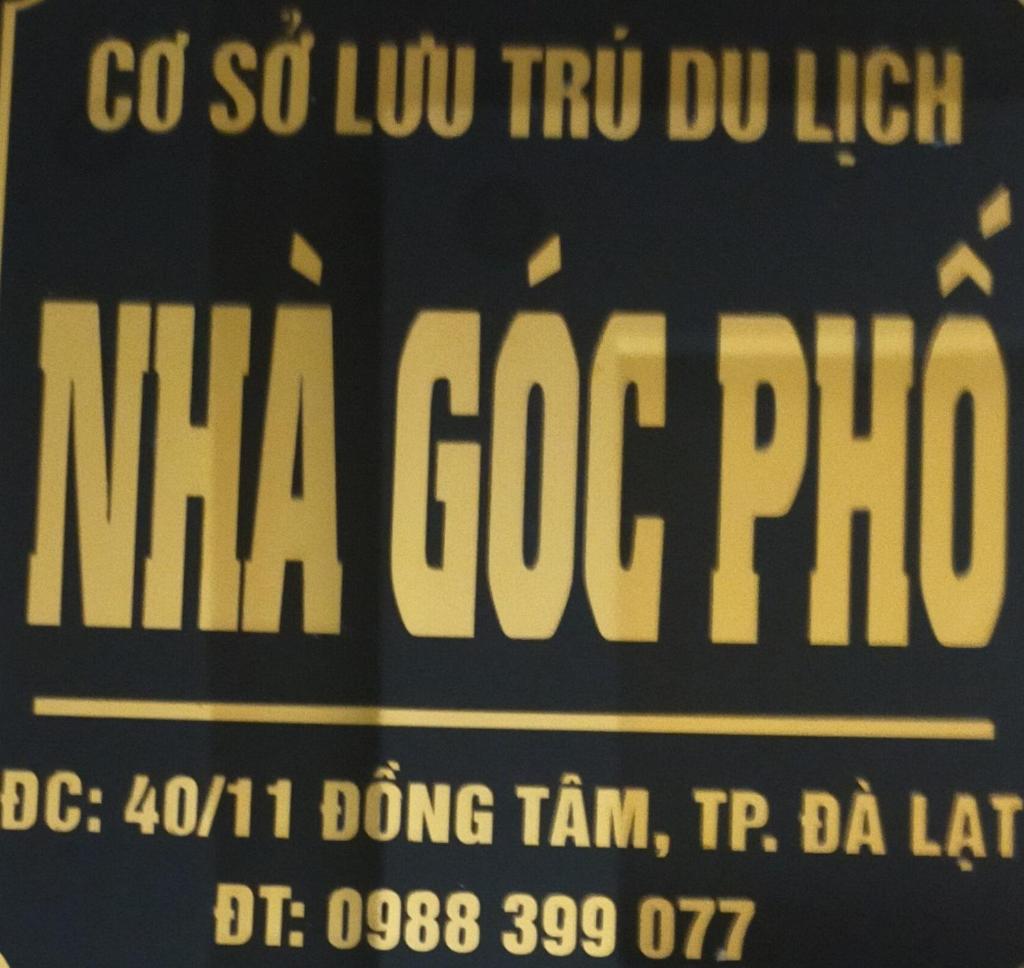 NHÀ GÓC PHỐ