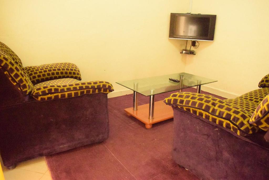 Beautiful 1BR with Wi-Fi & secure parking photo 3