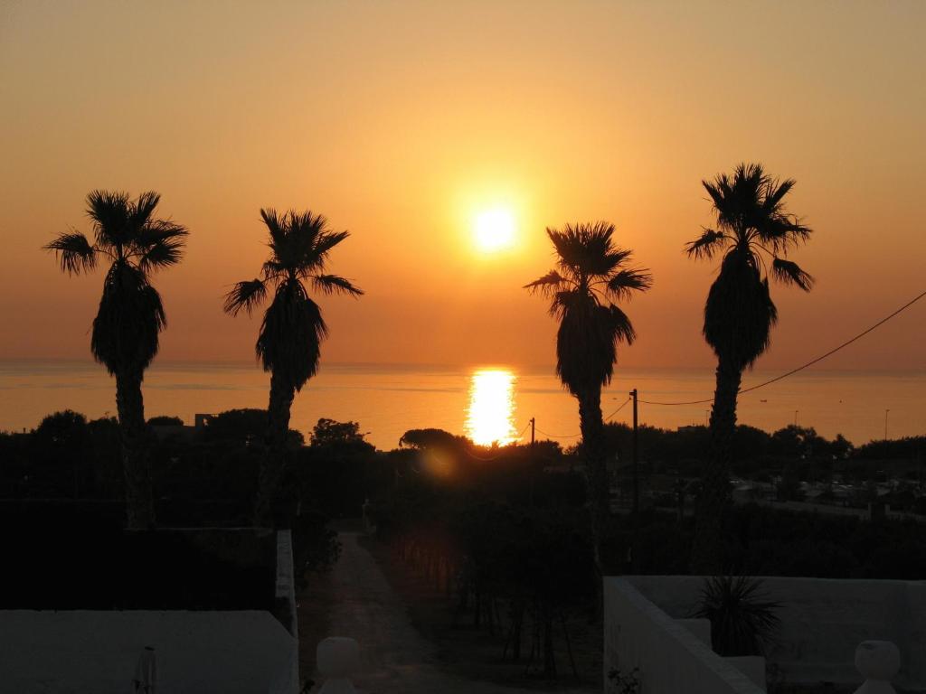 Hotel Masseria Fortificata Donnaloia photo 3
