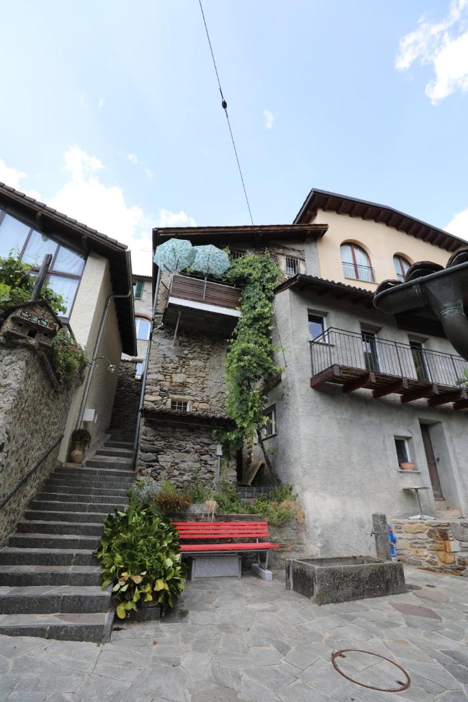 Casa Holamundo - romantisches Tessiner Steinhaus (vegi) photo 3