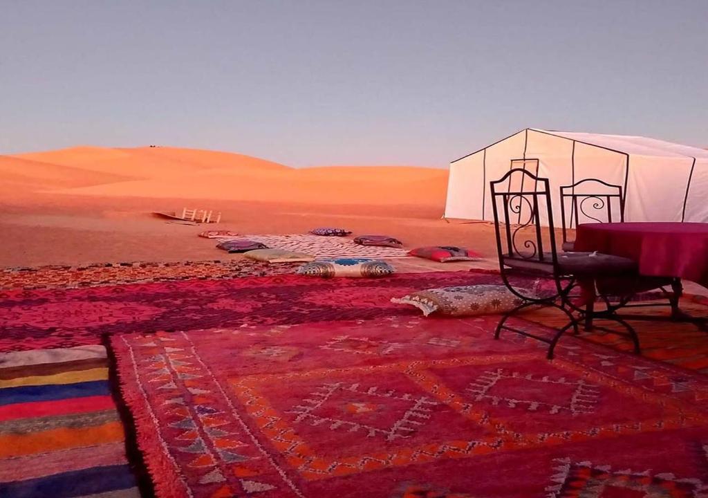 Erg Lihoudi Luxury desert camp with Camel ride, meals & sandboarding photo 3