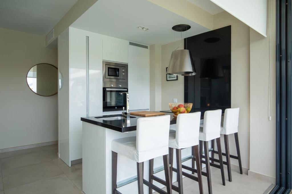 Luxe nieuwbouw penthouse op 600 m van het strand! photo 1