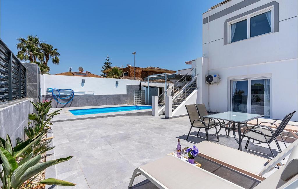 Amazing Apartment In Roquetas De Mar With Wifi, Swimming Pool And Outdoor Swimming Pool photo 1