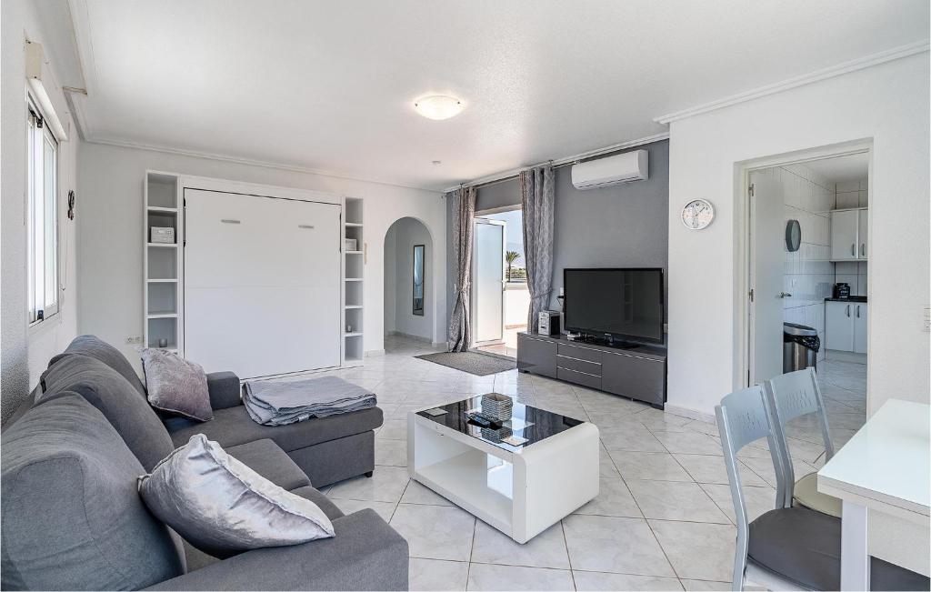 Amazing Apartment In Roquetas De Mar With Wifi, Swimming Pool And Outdoor Swimming Pool photo 4