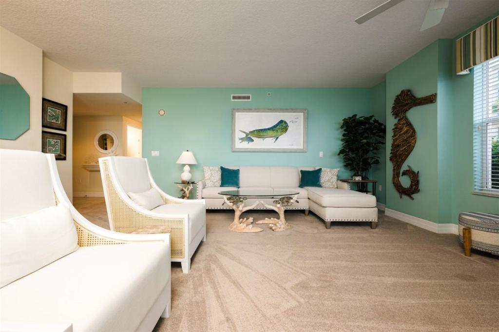 Unit 103 Opus - 3 Bedroom Ocean Front photo 2