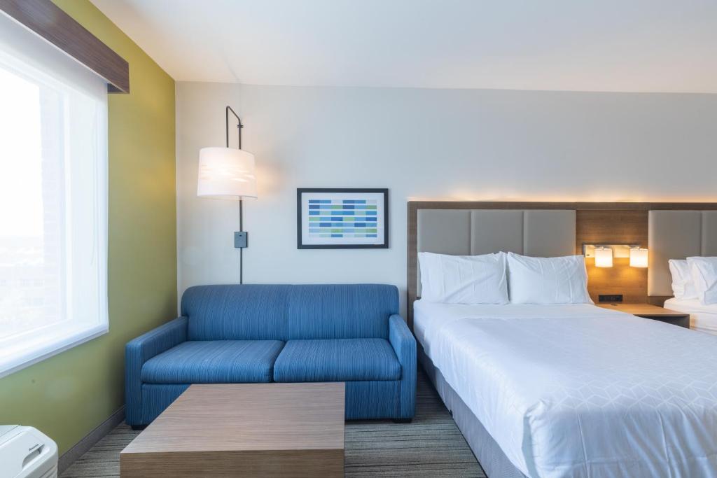 Holiday Inn Express & Suites Columbia Downtown The Vista, an IHG Hotel photo 3
