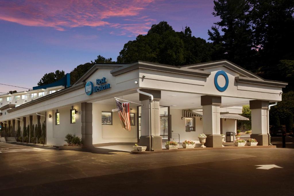 Best Western Asheville Blue Ridge Parkway image