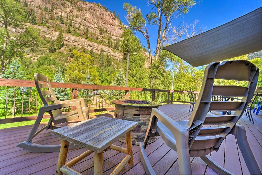 Updated Mtn Home with Deck on Uncompahgre River photo 1