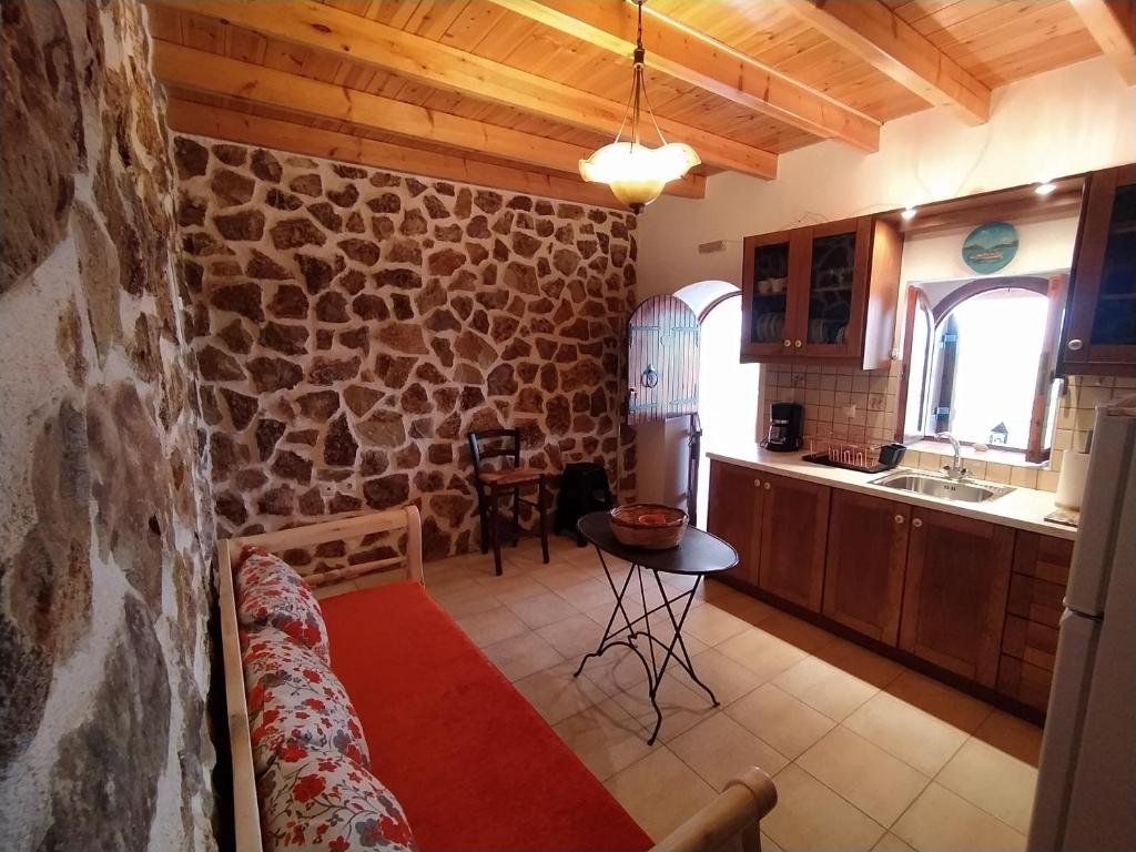 Kouros House - Zen Philosophy photo 1