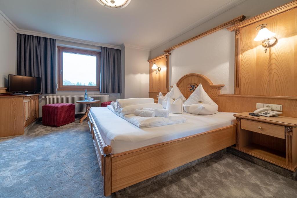 Burghotel Alpenglühn photo 2