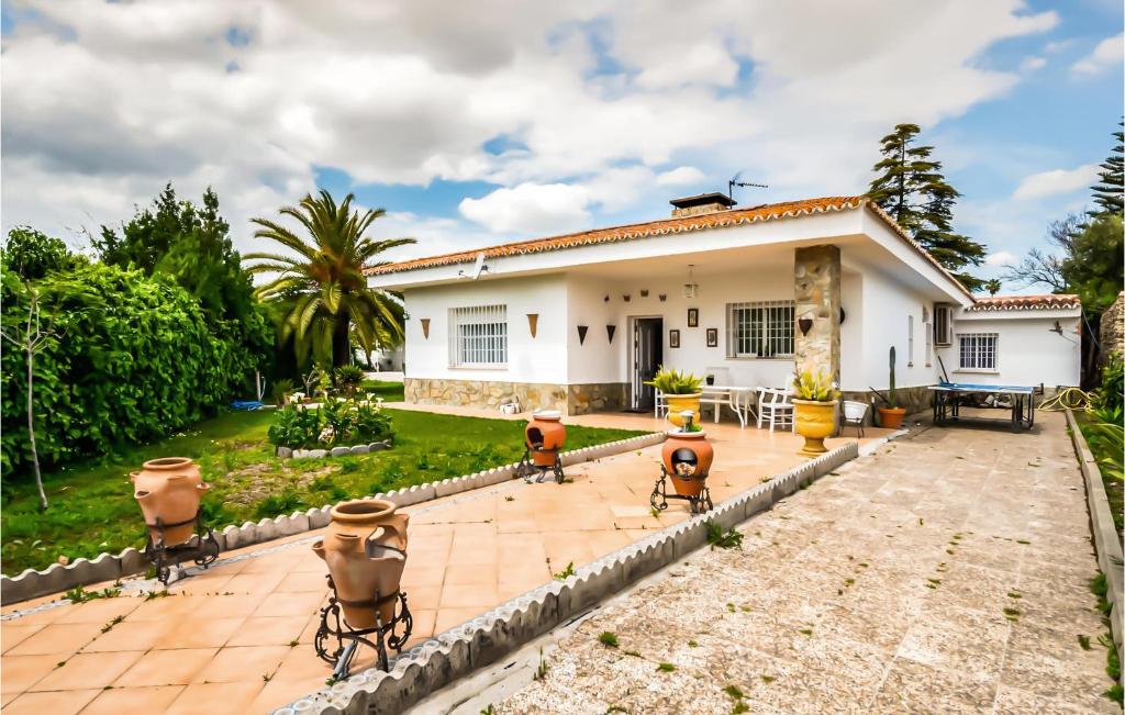 Stunning Home In Valencina De La Concep With Outdoor Swimming Pool, Wifi And 3 Bedrooms photo 1