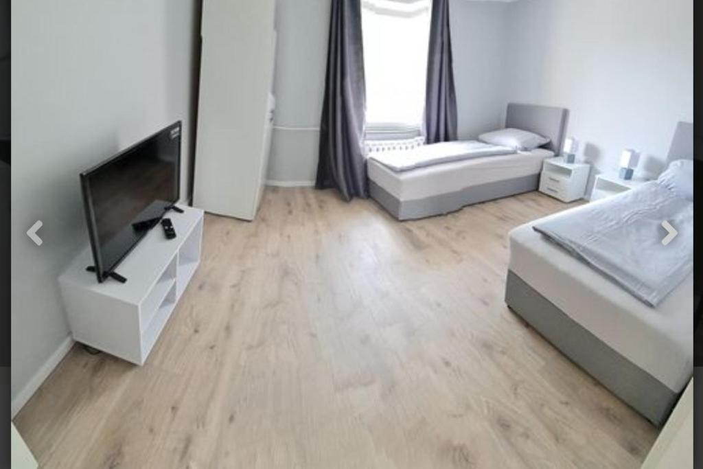 Schönes neuwertiges 3 Zimmer Apartment - zentral photo 2