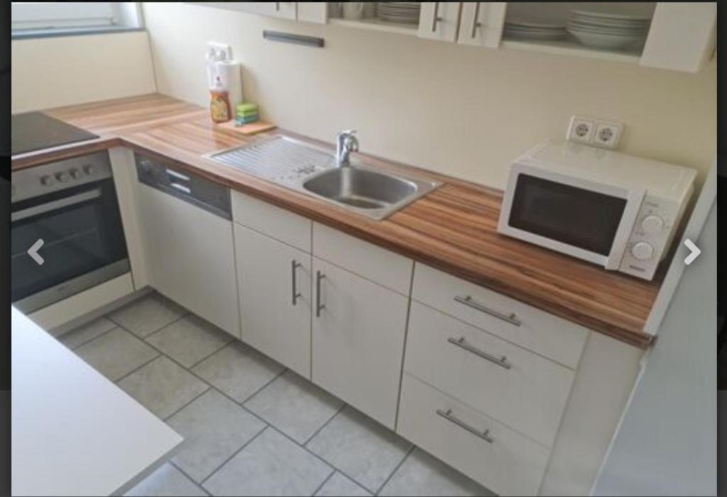 Schönes neuwertiges 3 Zimmer Apartment - zentral photo 4