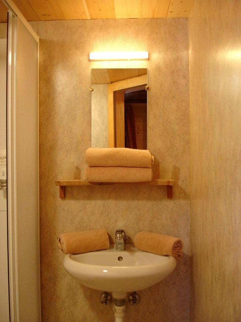 Двухместный (Двухместный номер с 1 кроватью), Chalet Suisse Bed and Breakfast