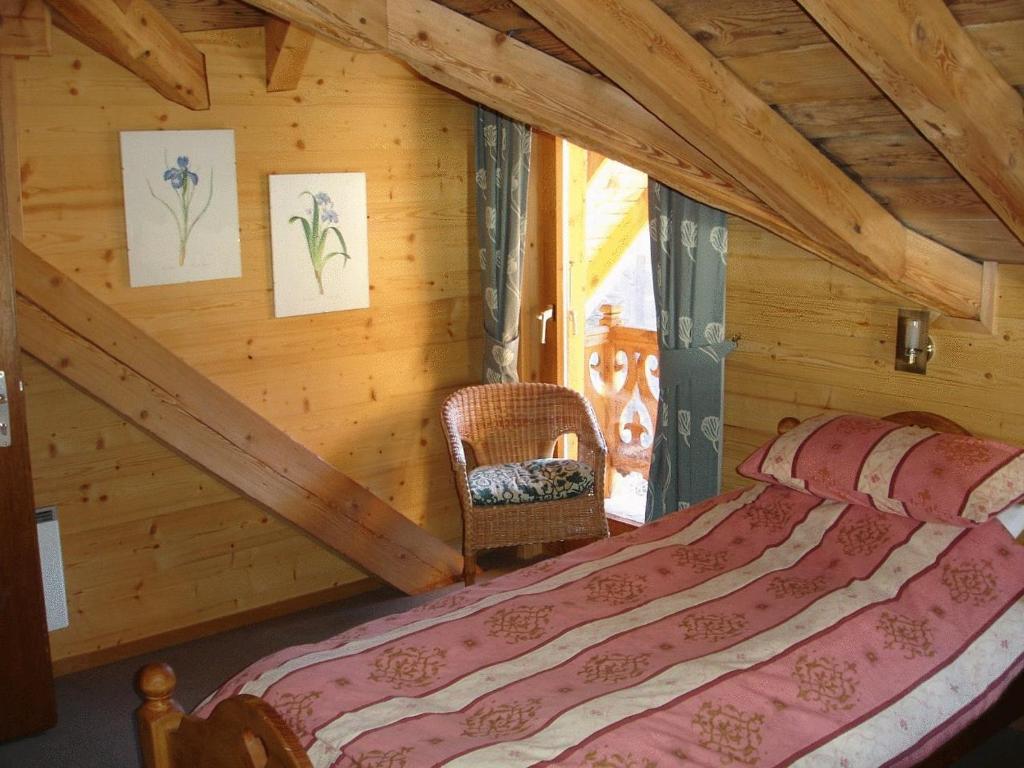 Двухместный (Двухместный номер с 2 отдельными кроватями), Chalet Suisse Bed and Breakfast