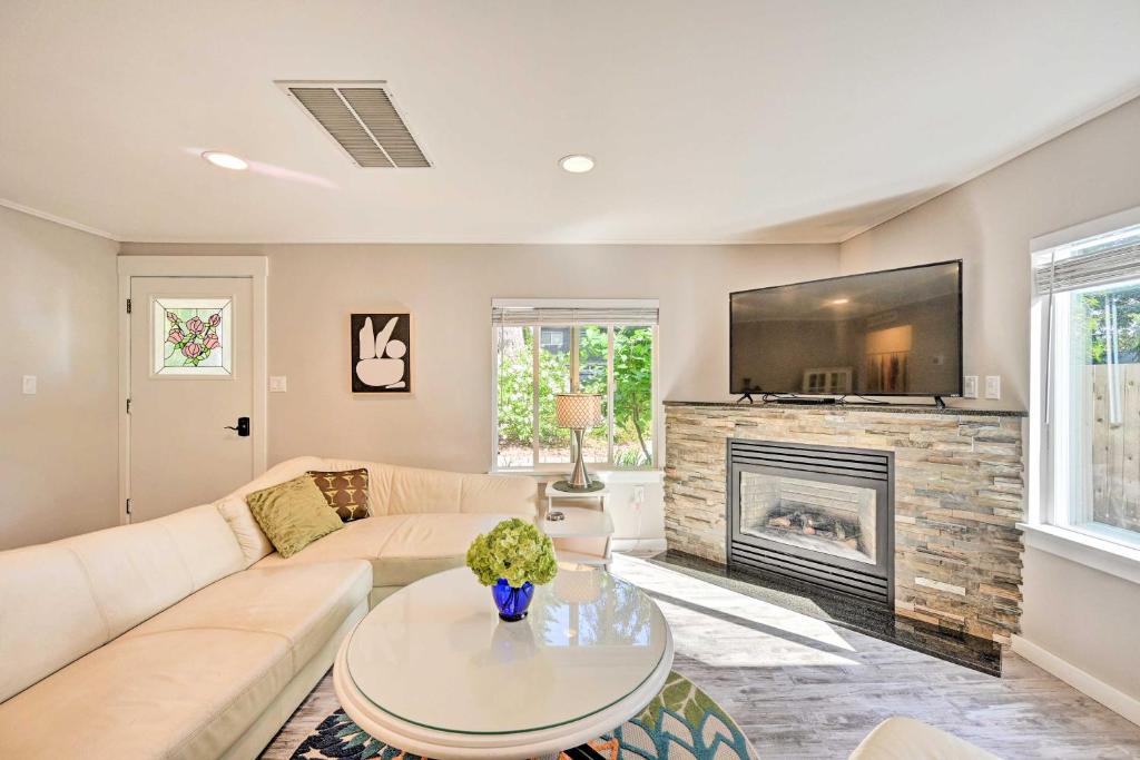 Family-Friendly Kirkland Home about 1 Mi to Dtwn! photo 4