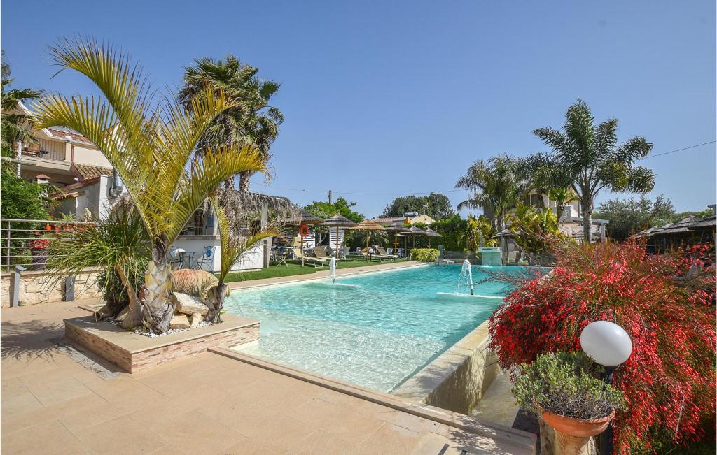 Beautiful Home In Pozzallo With Outdoor Swimming Pool, Wifi And 2 Bedrooms photo 4