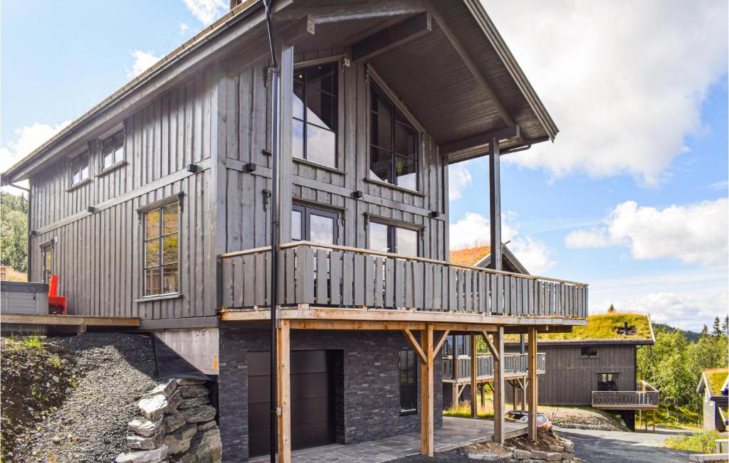Awesome Home In Rauland With Jacuzzi, Wifi And 5 Bedrooms