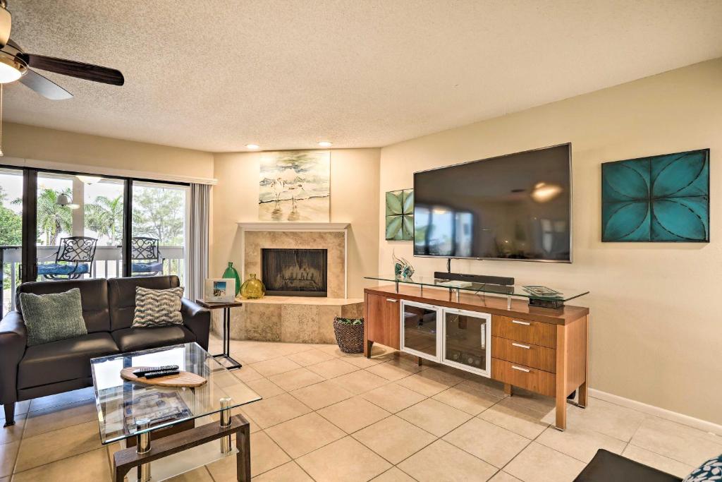 Sea La Vie Sunny Indian Rocks Beach Condo! photo 4