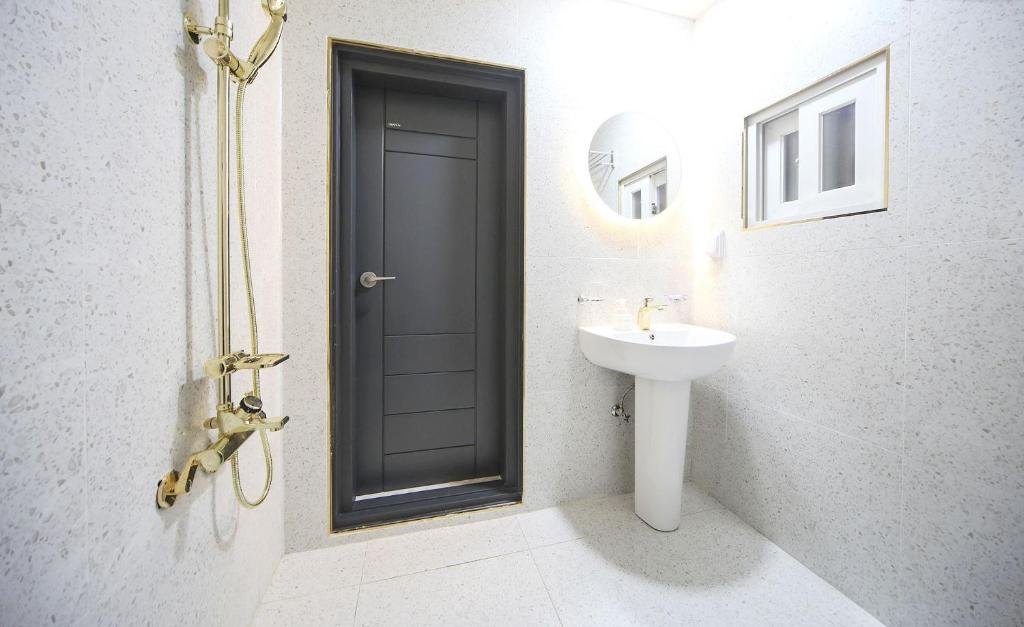Masan First Class Hotel photo 1