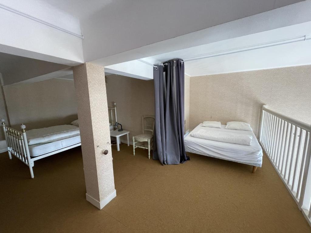 Appartement Jullouville, 2 pièces, 4 personnes - FR-1-361-32 photo 3