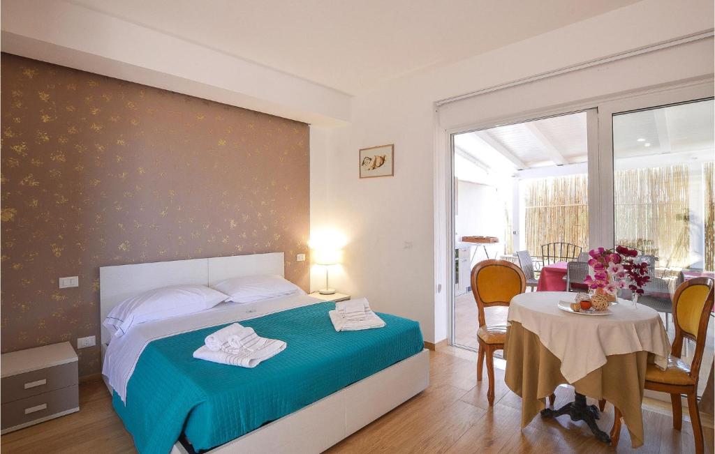 Beautiful Home In Pozzallo With Outdoor Swimming Pool, Wifi And 1 Bedrooms photo 1