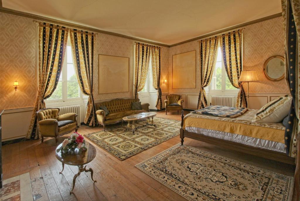 Chateau du Hallay photo 4