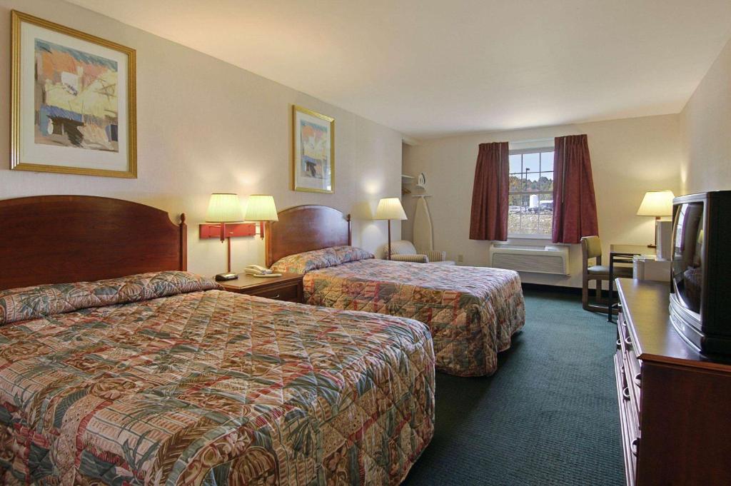 Howard Johnson by Wyndham Williamstown photo 1