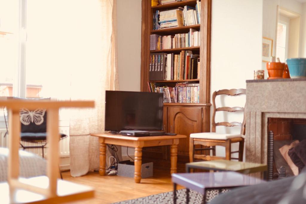 Kazanad-Appartement lumineux et spacieux-Chambéry