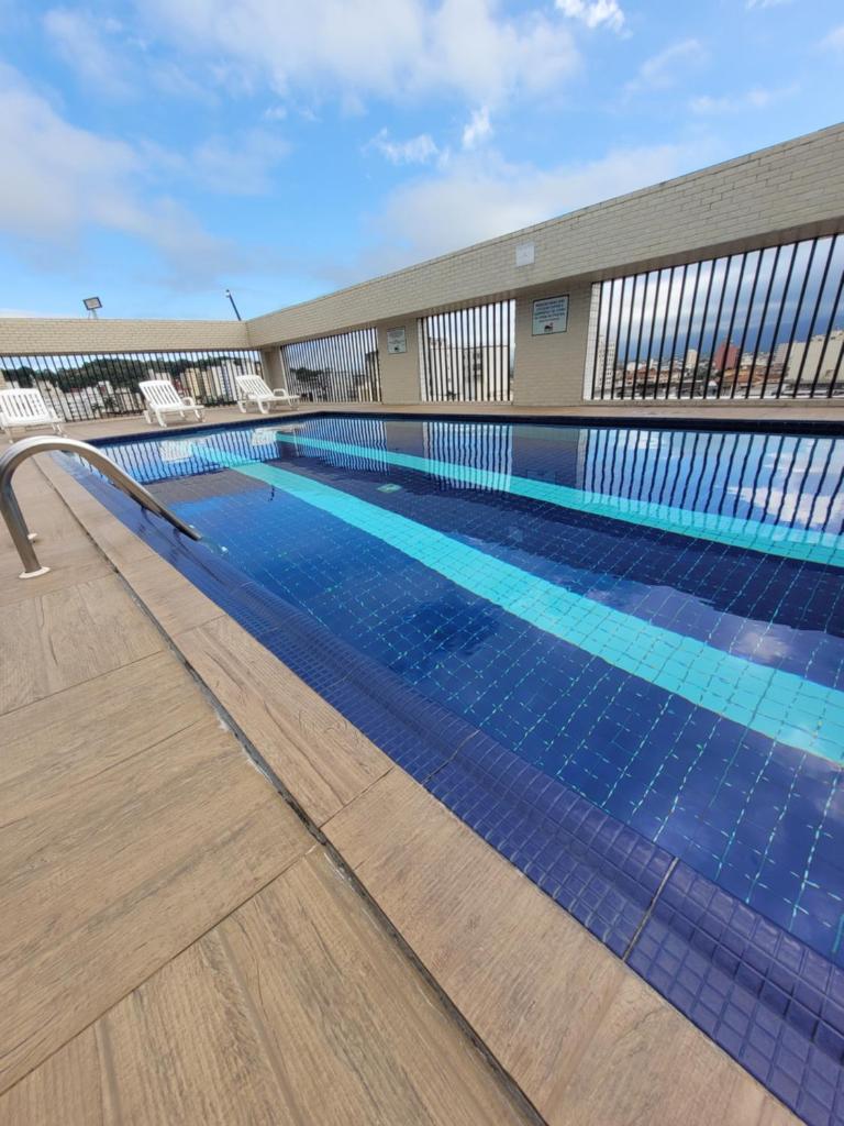 Flat Completo Novo a 400m da praia com piscina