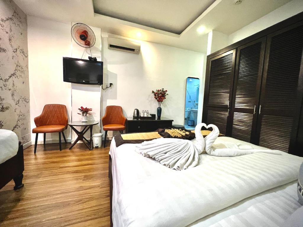 DDA Hotel District 1