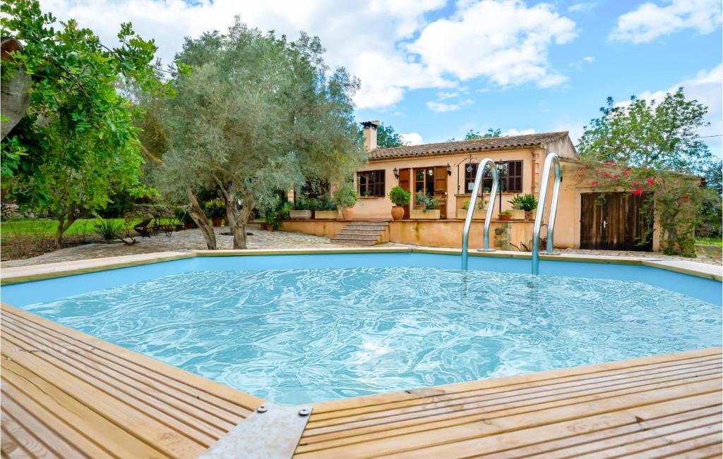 Stunning Home In Manacor With 3 Bedrooms, Wifi And Outdoor Swimming Pool