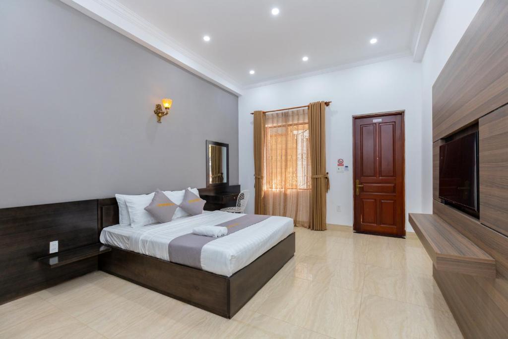 Palm Villa 37 ( Luxury 7 phòng ngủ- 9 wc) Vũng Tàu