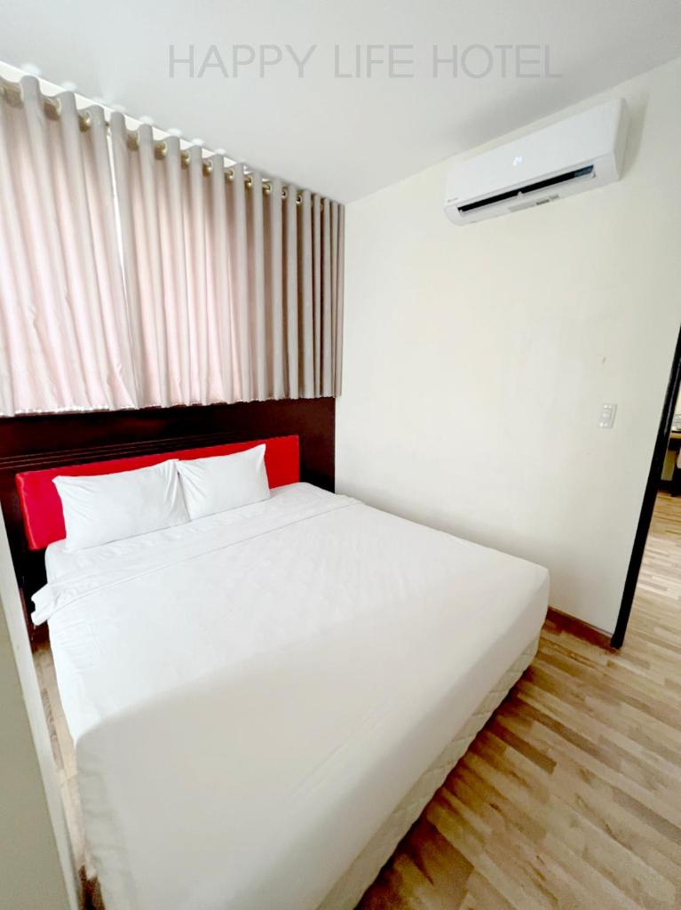 Happy Life Hotel