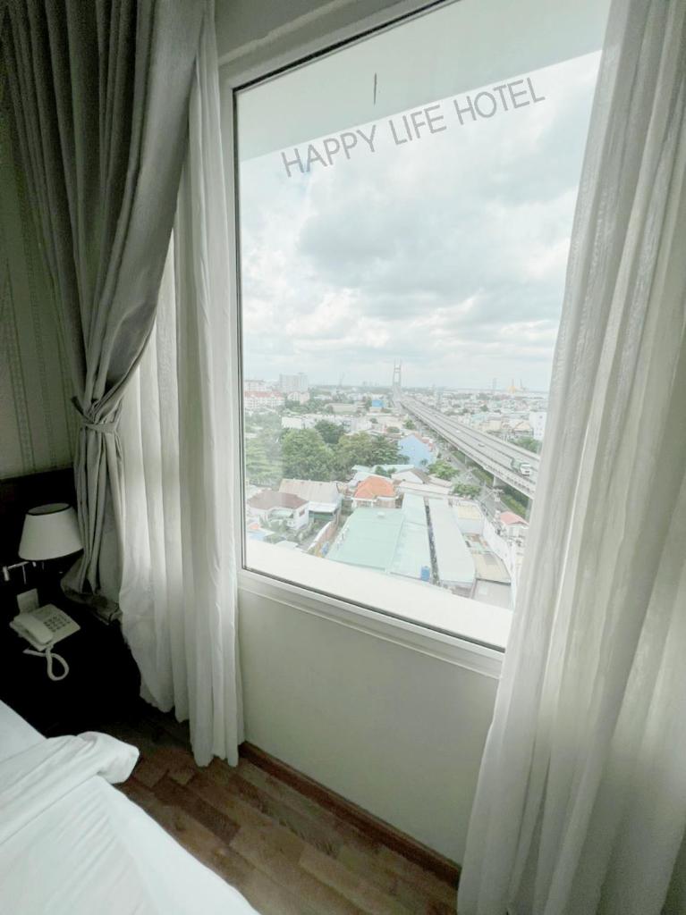 Happy Life Hotel