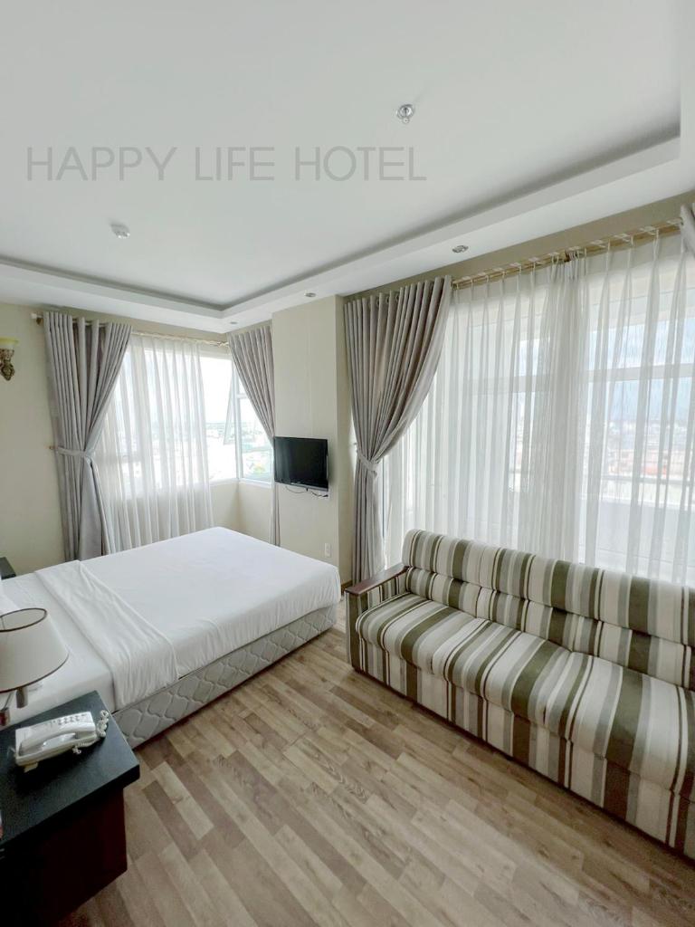 Happy Life Hotel