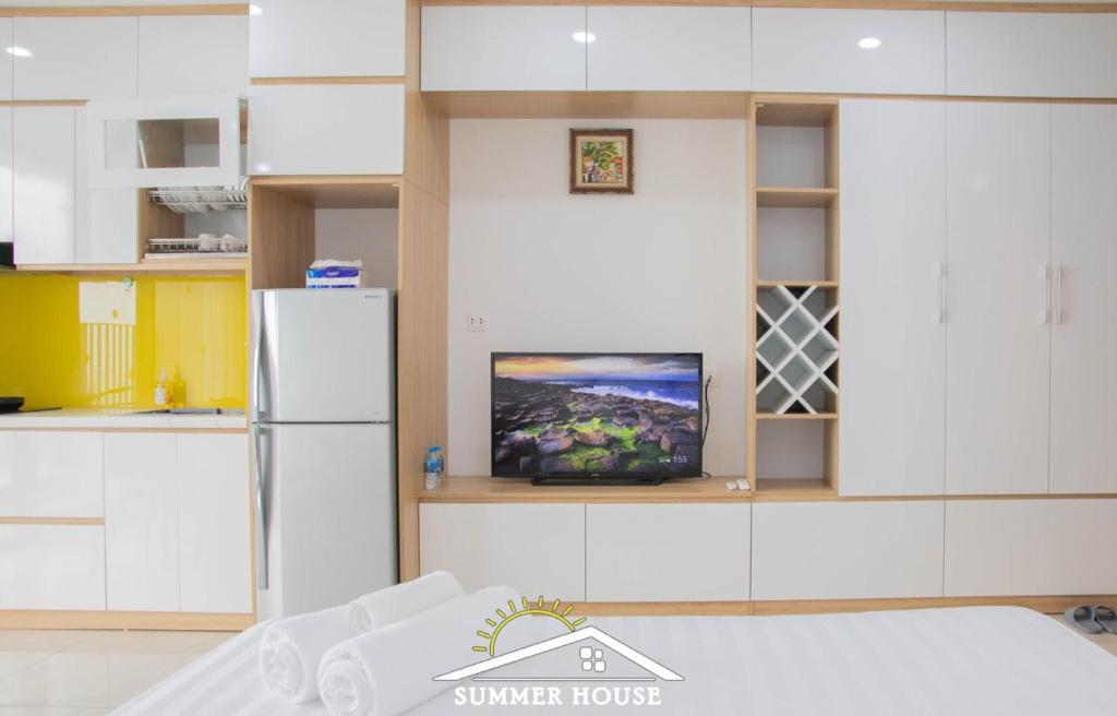 Summer House - Studio Vinhomes Dcapital Tran Duy Hung