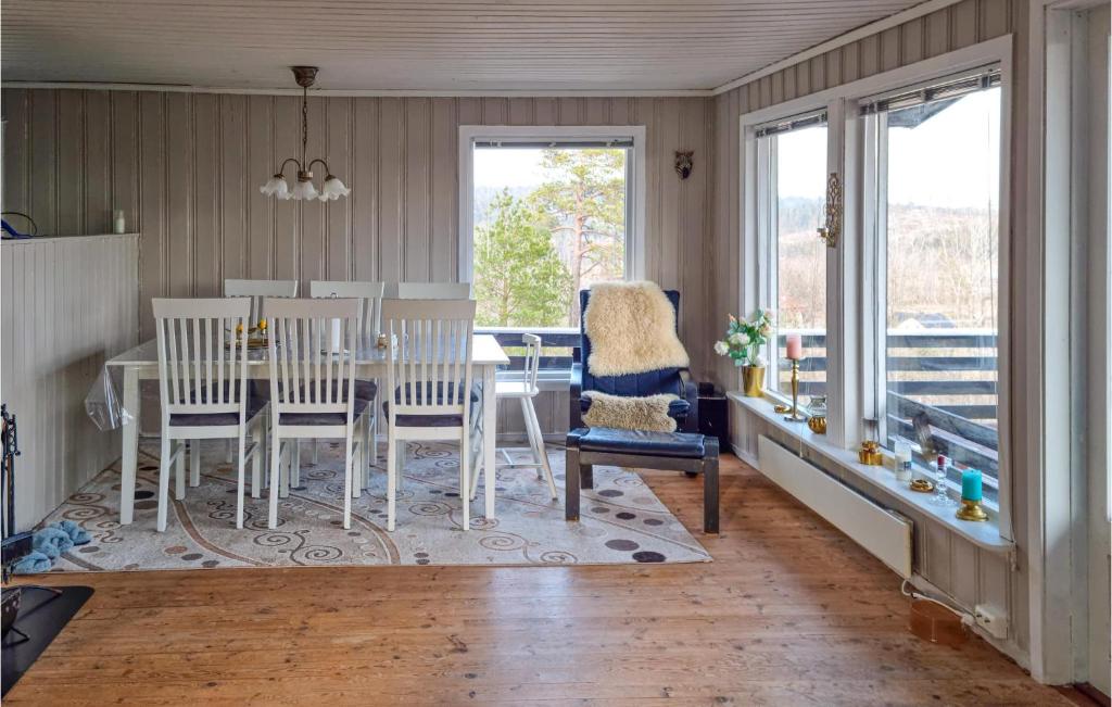 Awesome Home In Marnardal With 3 Bedrooms photo 3